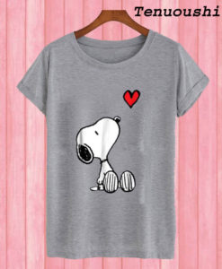 Peanuts Heart Sitting Snoopy T shirt