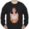 Miley Cyrus Finger up sweatshirt qn